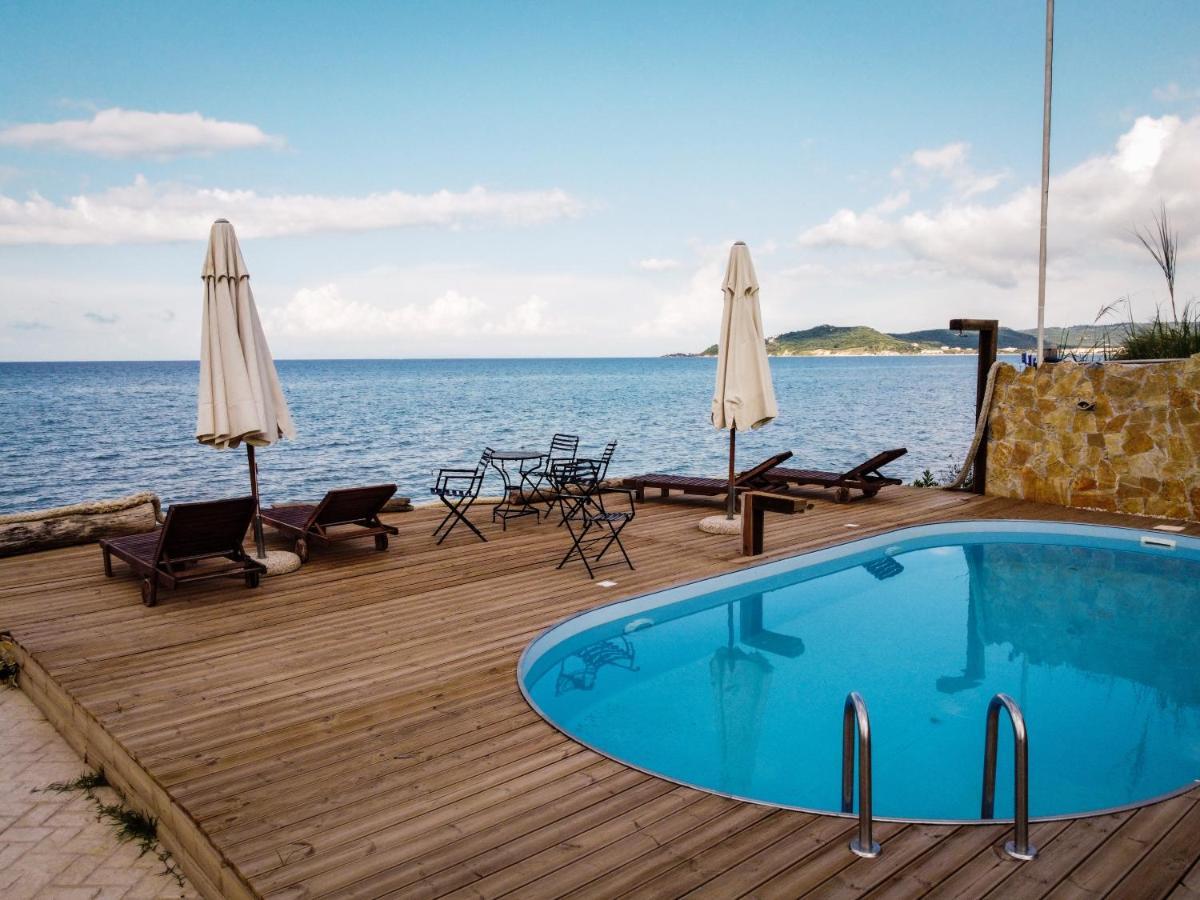 Seashore Stream Suites Alykes  Buitenkant foto